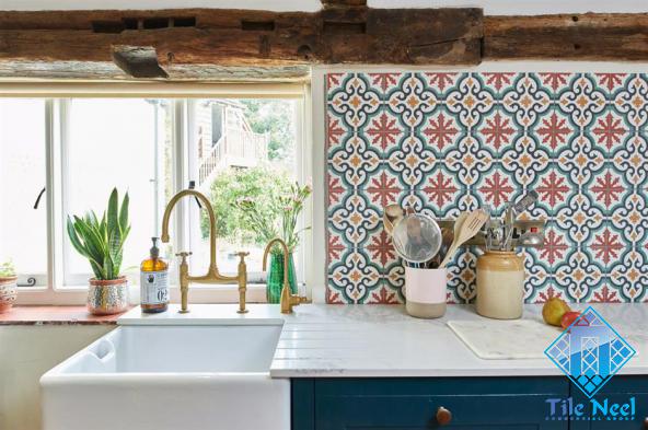 Choosing the Right Size Tiles for Your Kitchen